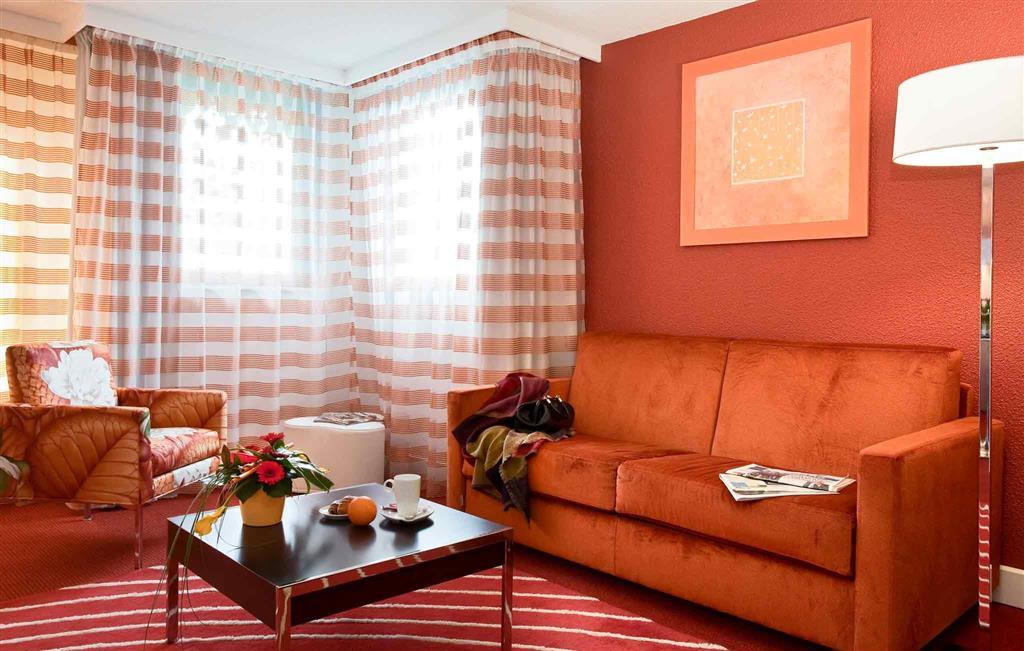 Mercure Pau Palais Des Sports מראה חיצוני תמונה