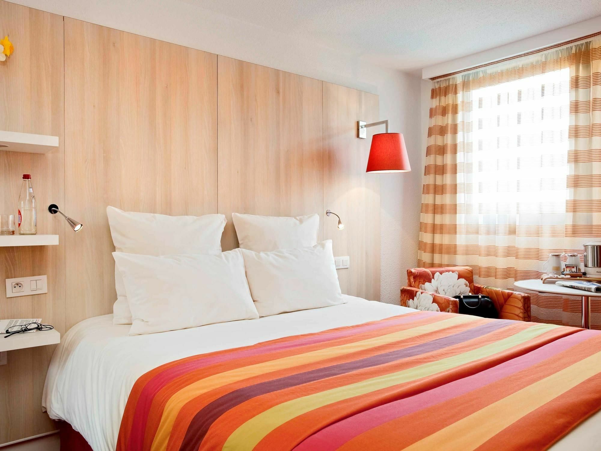 Mercure Pau Palais Des Sports מראה חיצוני תמונה