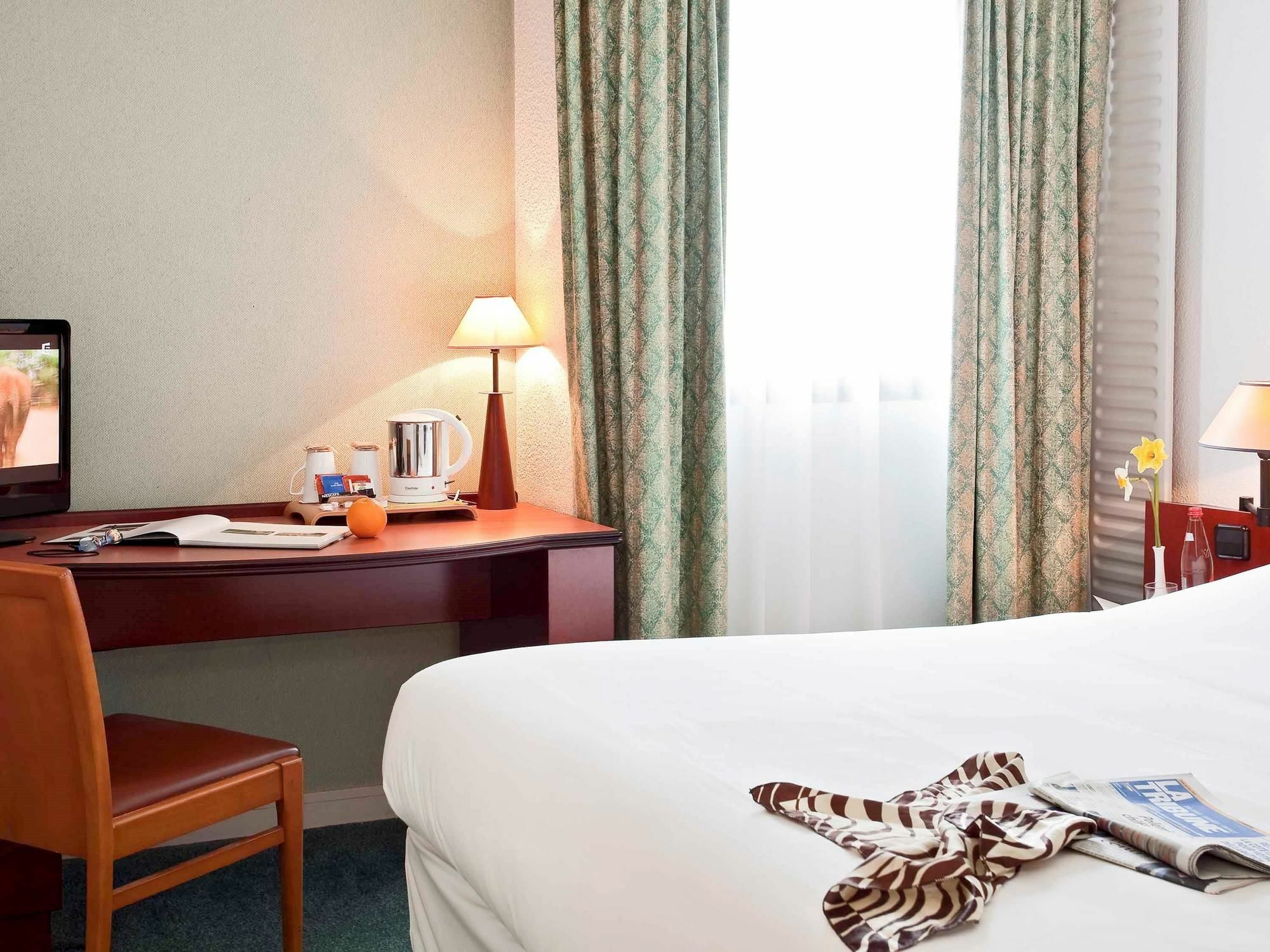 Mercure Pau Palais Des Sports מראה חיצוני תמונה