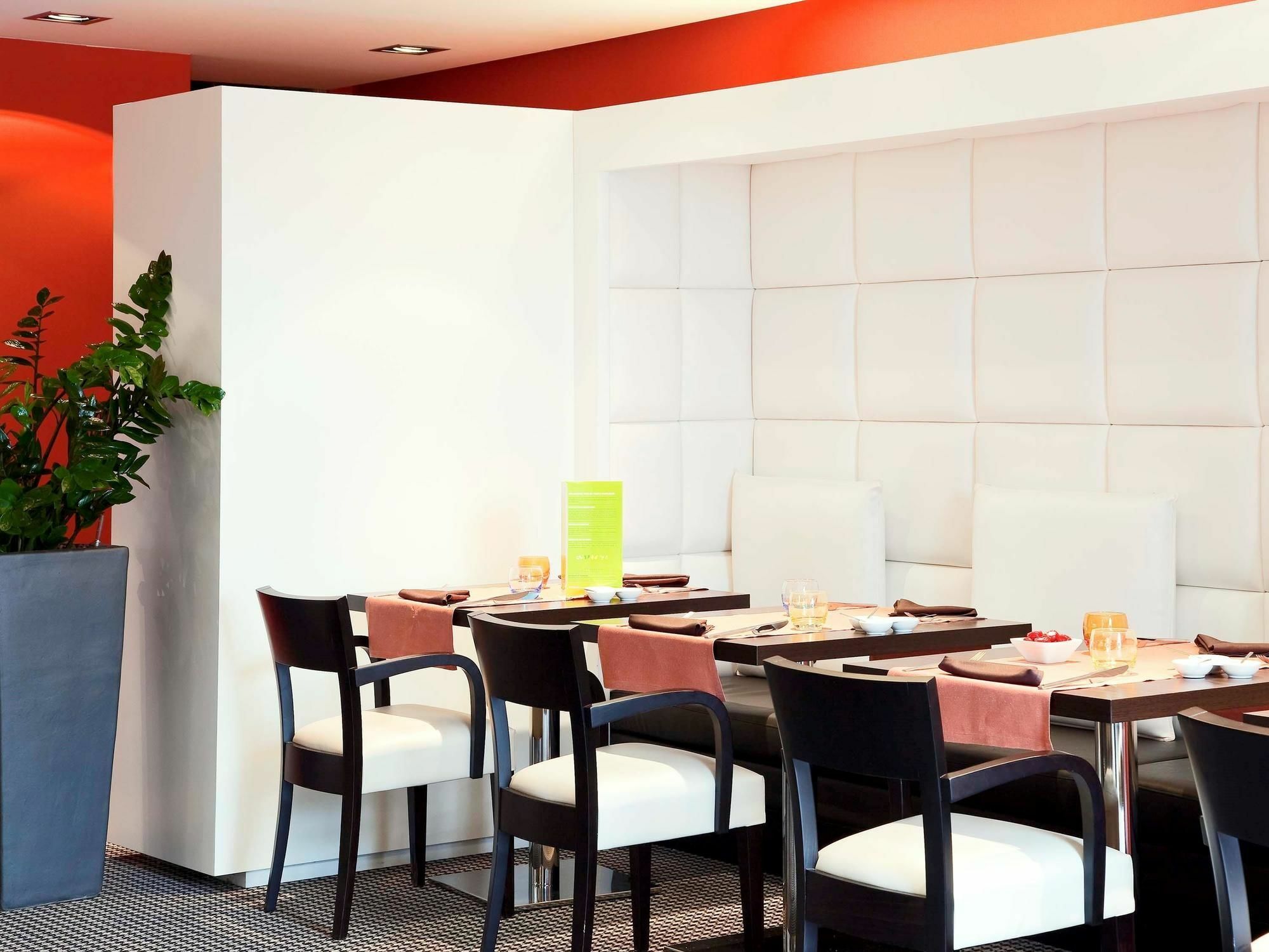 Mercure Pau Palais Des Sports מראה חיצוני תמונה