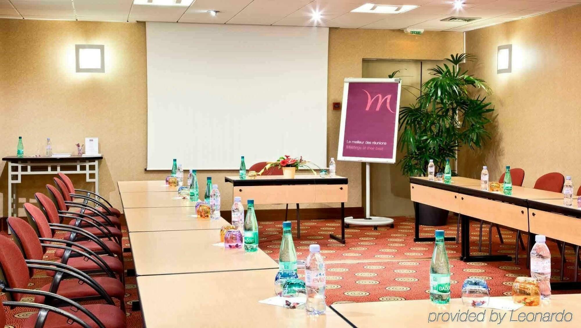 Mercure Pau Palais Des Sports מסעדה תמונה